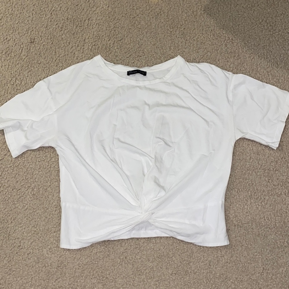 Zara cropped white t-shirt with tie front
